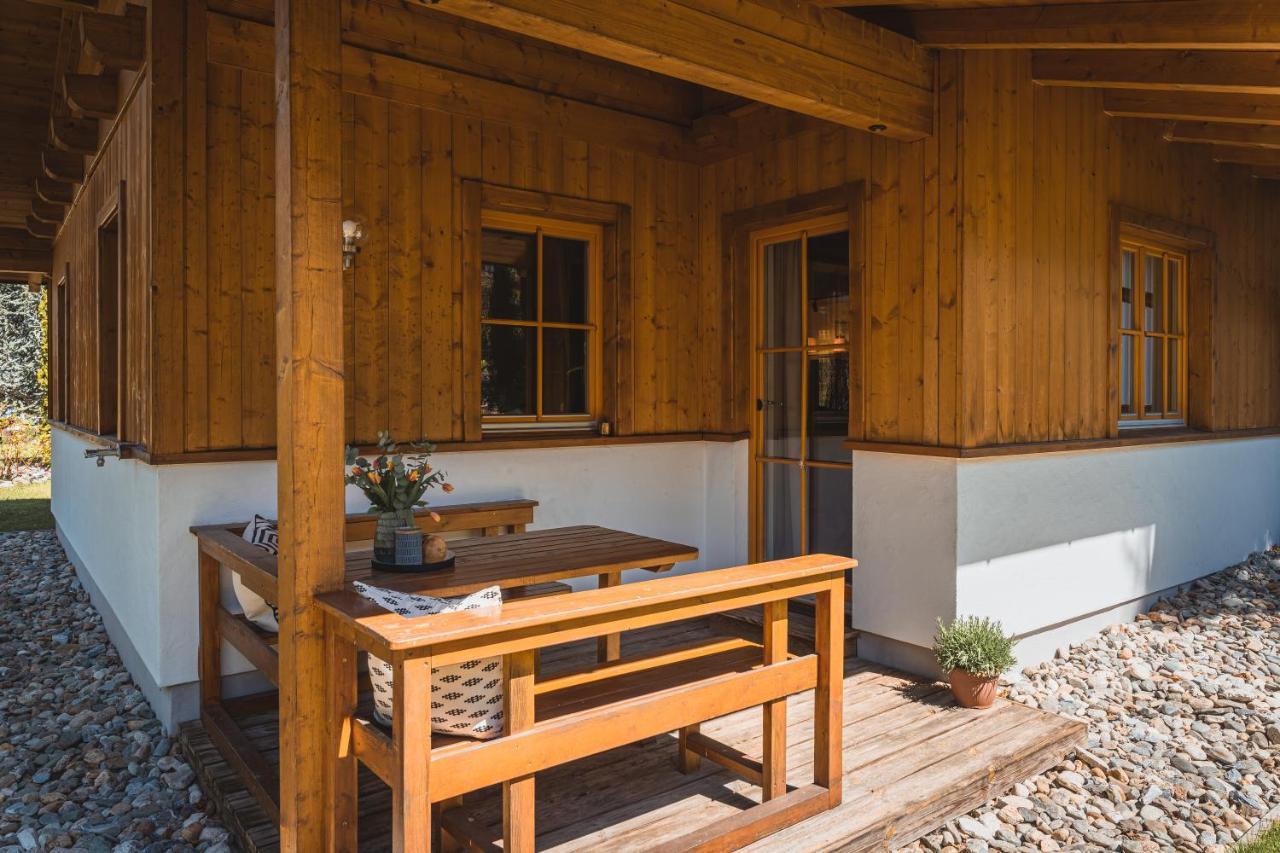 Dorfchalets & Apartments - Authentic Experience In Centre Of Kaprun Including Tauernspa And Summercard Ngoại thất bức ảnh